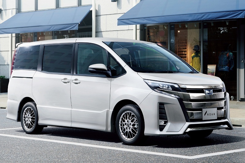 格安新車オートリース　ノア　2020 (1).jpg